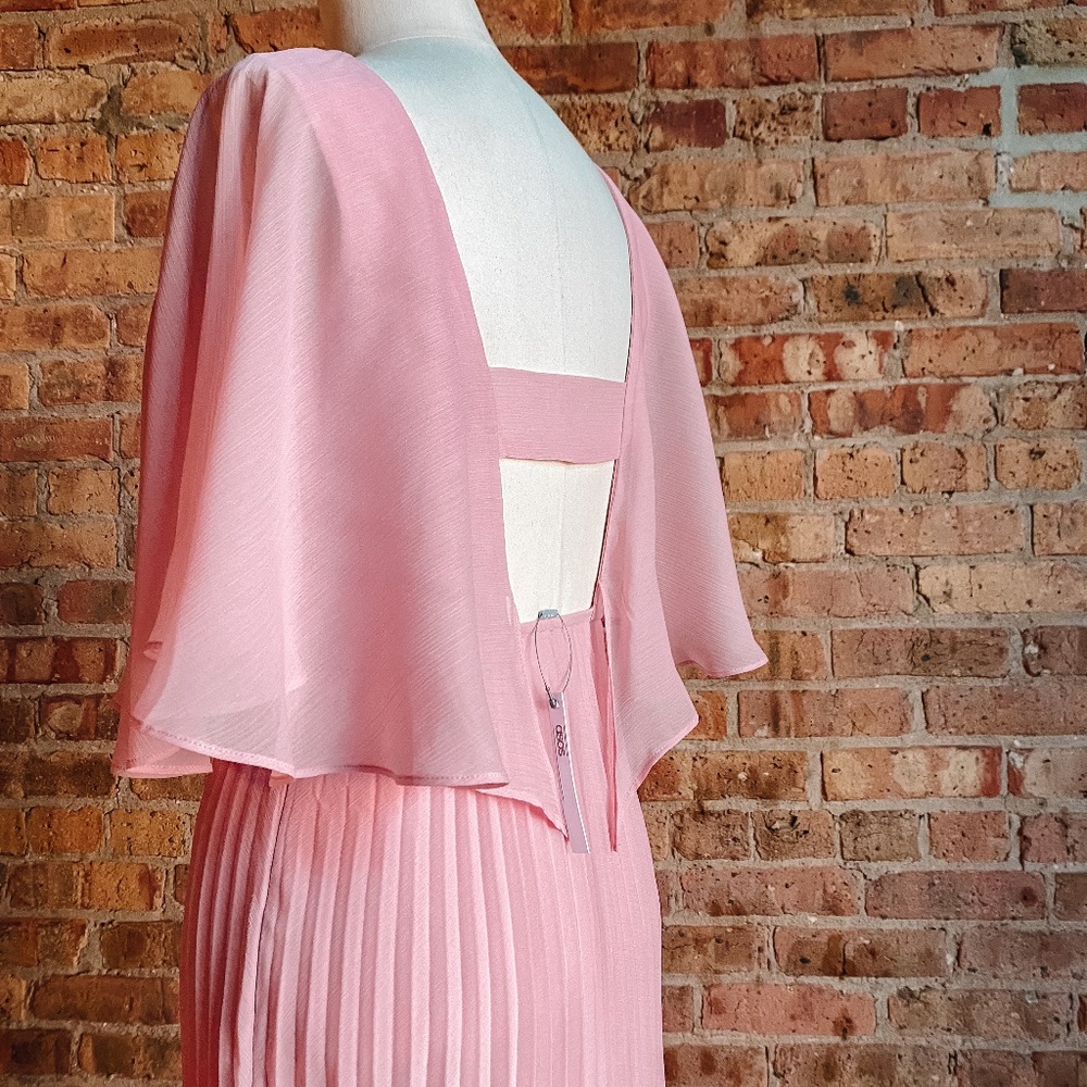 NWT Pink Chiffon Pleated Dress with Flutter Sleeve - Picture 15 of 16